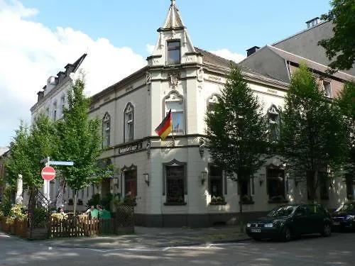 Stadt-Gut-Hotel Zum Rathaus-1